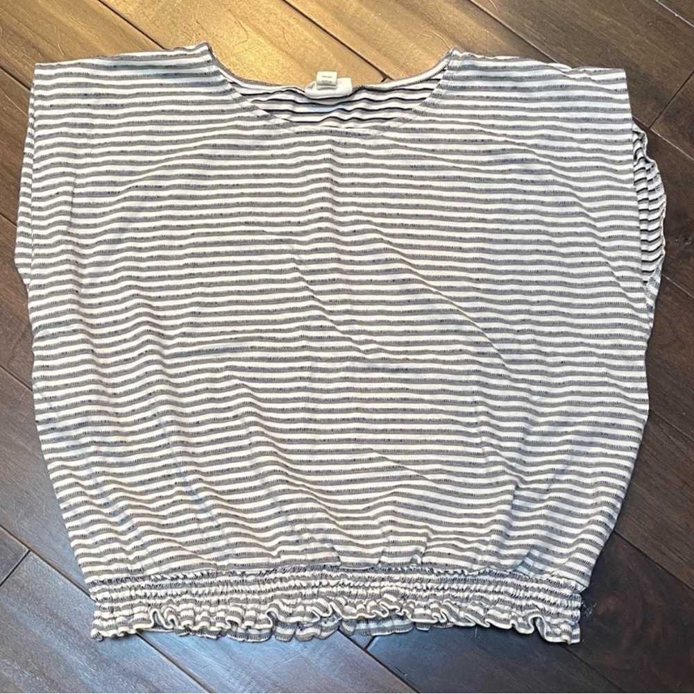 a.n.a Striped Short Sleeve Top - White & Gray size XL